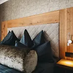 G12 - Mountain Luxury