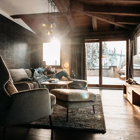 G12 - Mountain Luxury Chalet *