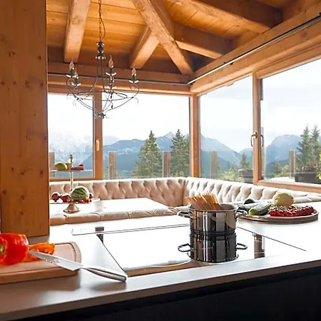 G12 - Mountain Luxury By Peak *