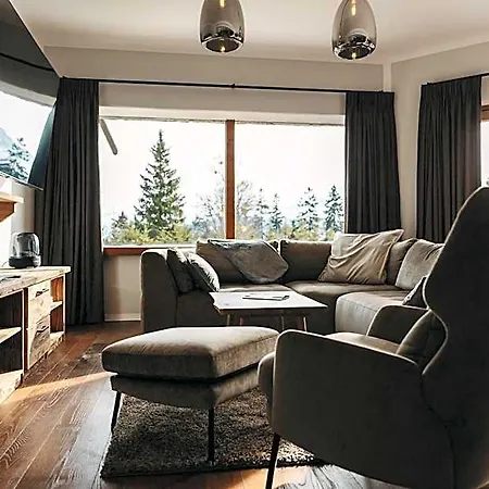 G12 - Mountain Luxury By Peak *