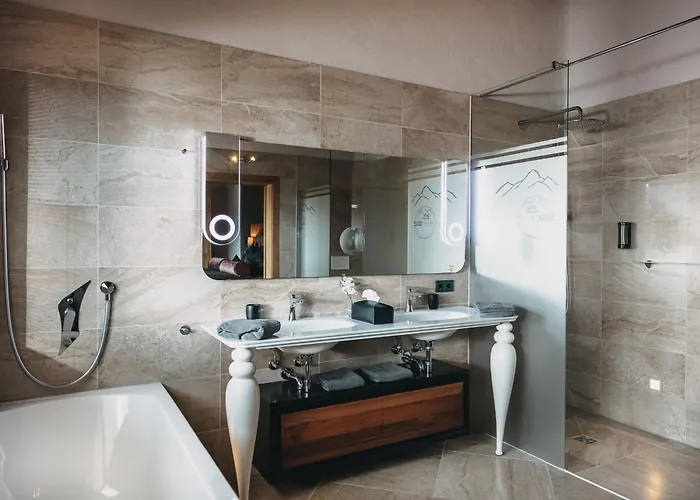 G12 - Mountain Luxury * Seefeld in Tirol