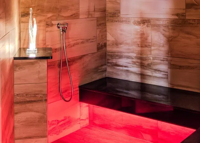 G12 - Mountain Luxury Chalet